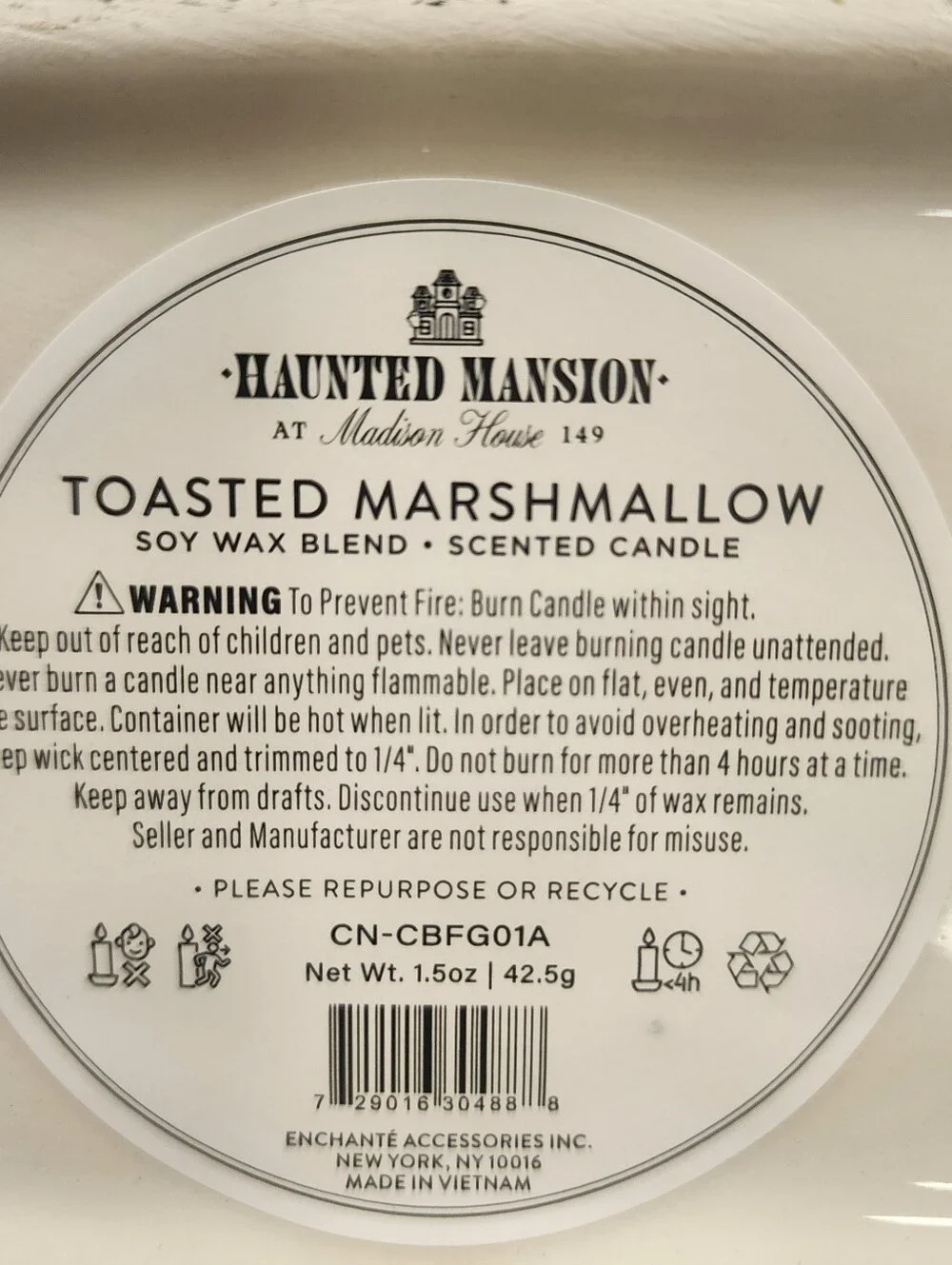 SUMMERWEEN HALLOWEEN Campfire GHOSTS CANDLE Scented Toasted Marshmallow